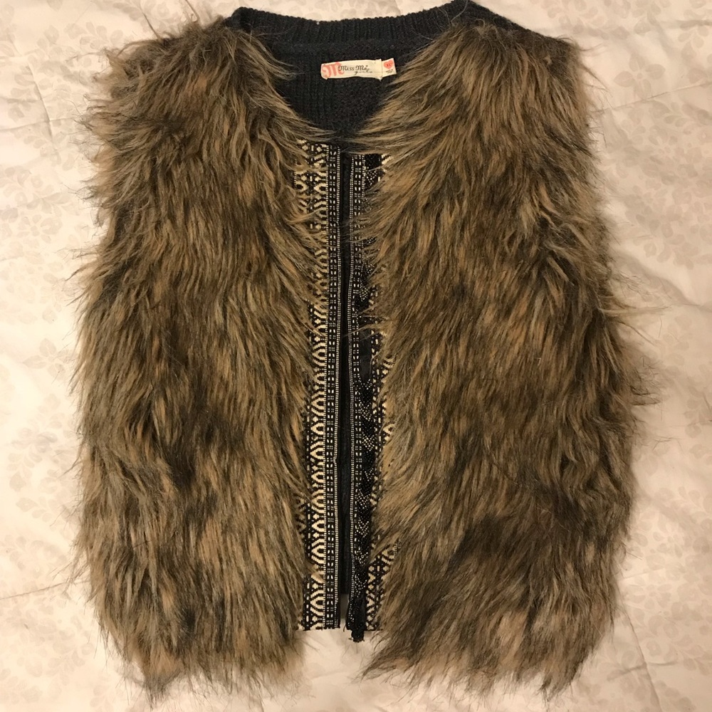 Miss Me Girls Fur Vest... size 10/12